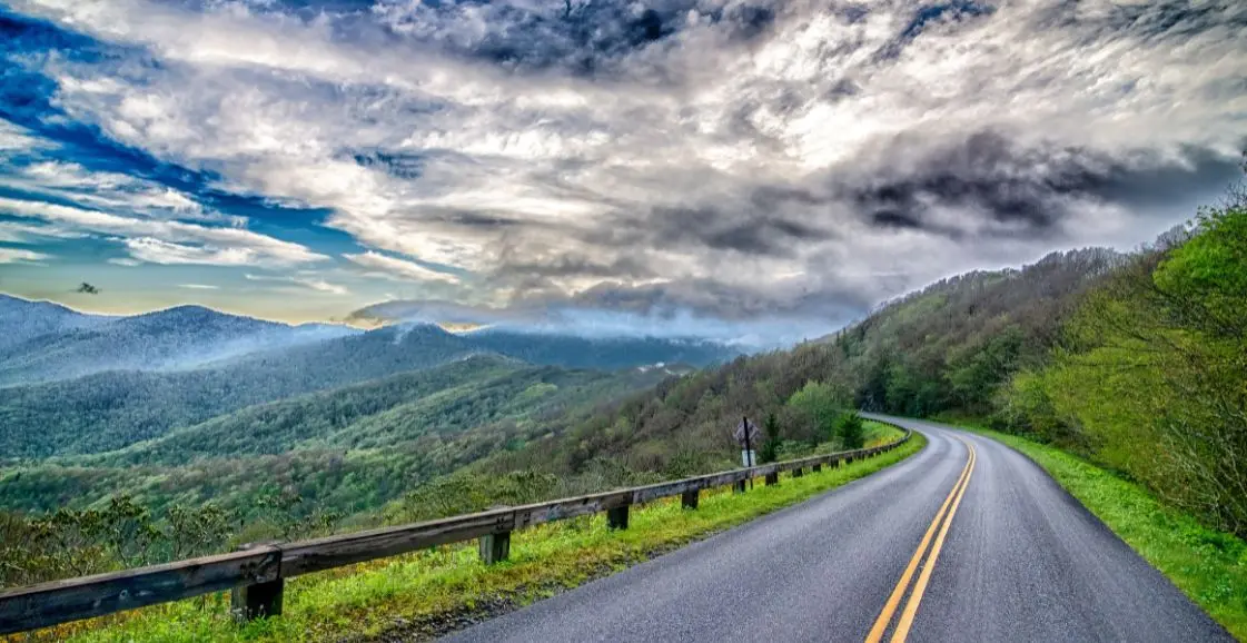 USAFIS - Blue Ridge Parkway in spring⁠